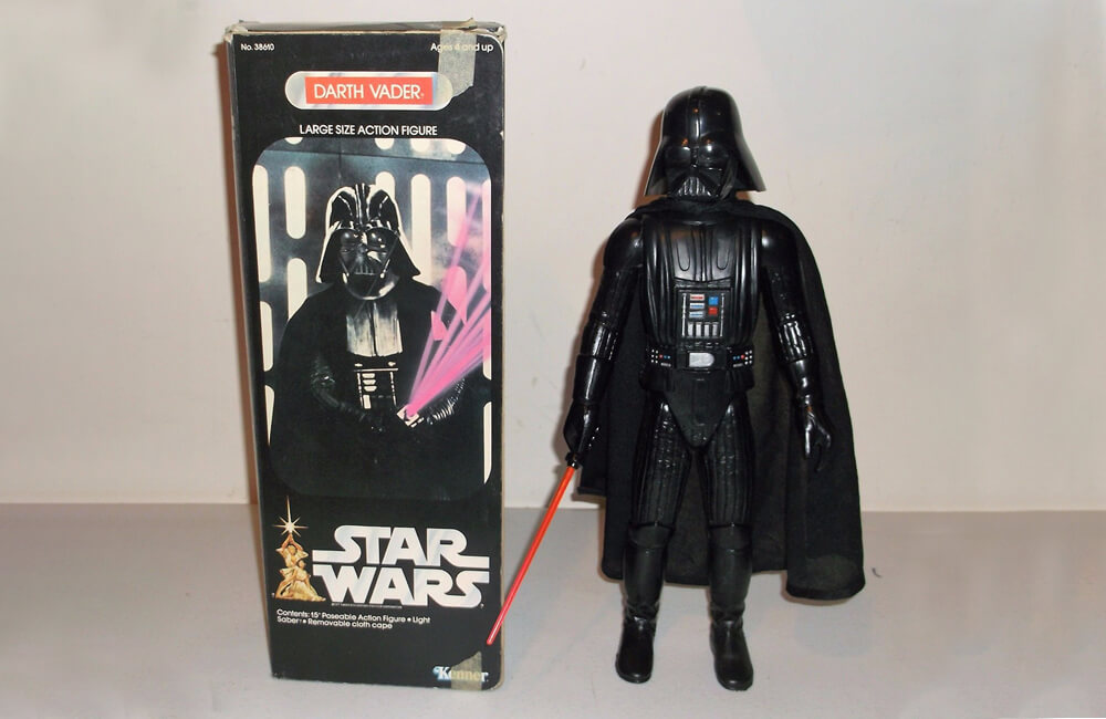 1978 Darth Vader Action Figure @ToyMasterDeals / Twitter.com